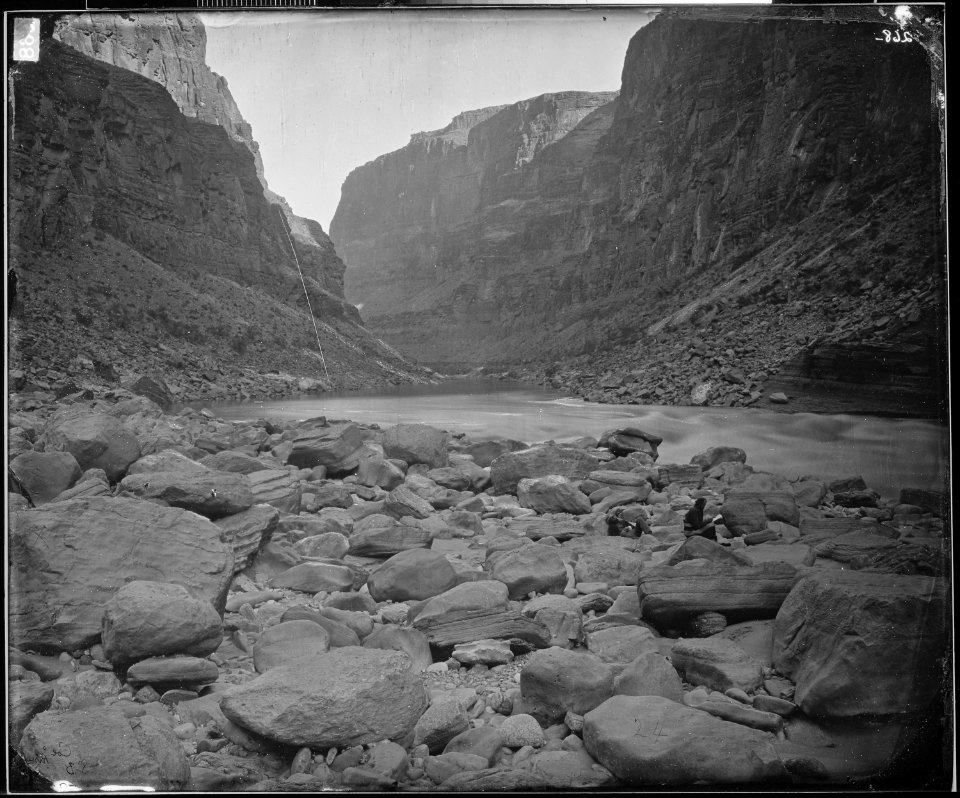 MOUTH OF KANAB WASH, LOOKING EAST, COLORADO RIVER - NARA - 524219