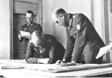 Narada dowódców niemieckich na froncie wschodnim (2-657)