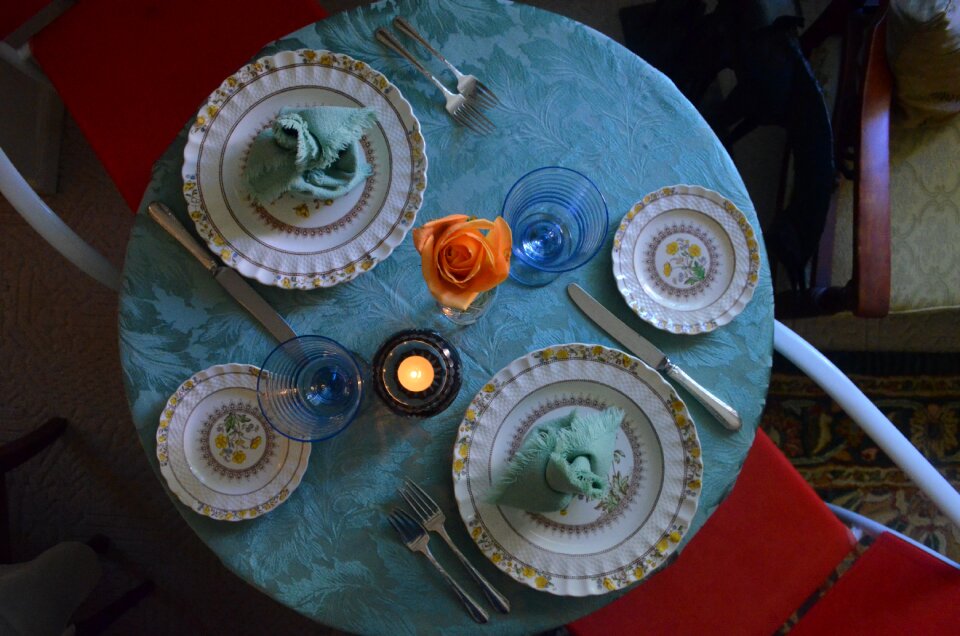 Table plate silverware