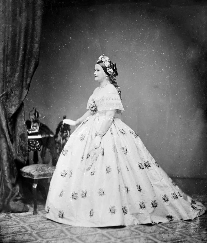 Mrs. Abraham Lincoln - NARA - 529952