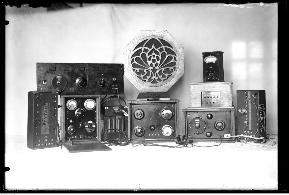 Narcyz Witczak-Witaczyński - Aparaty radiowe (107-399-1)