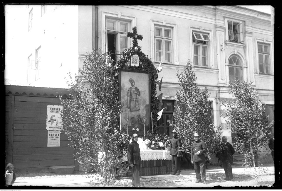 Narcyz Witczak-Witaczyński - Boże Ciało - obchody w Garwolinie (107-654-1)