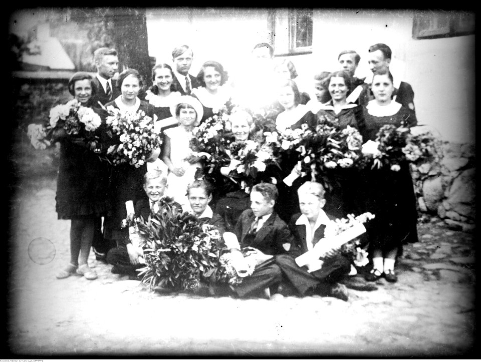 Narcyz Witczak-Witaczyński - Grupa młodzieży i dzieci (107-974-2)