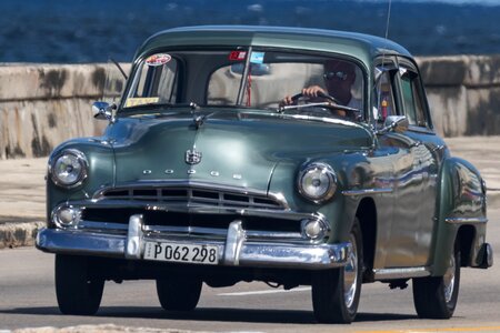 Almendron taxi car
