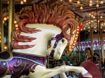 Hustle and bustle year market ride