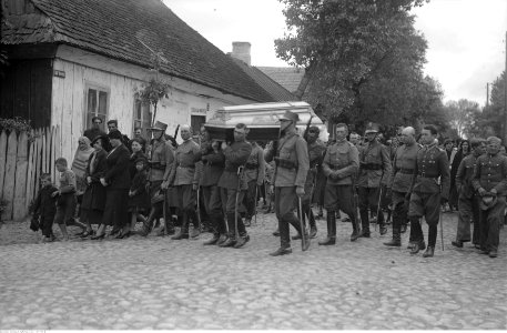 Narcyz Witczak-Witaczyński - ogrzeb śp. Ptaszyńskiego z udziałem 1 Pułku Strzelców Konnych (107-770-4)
