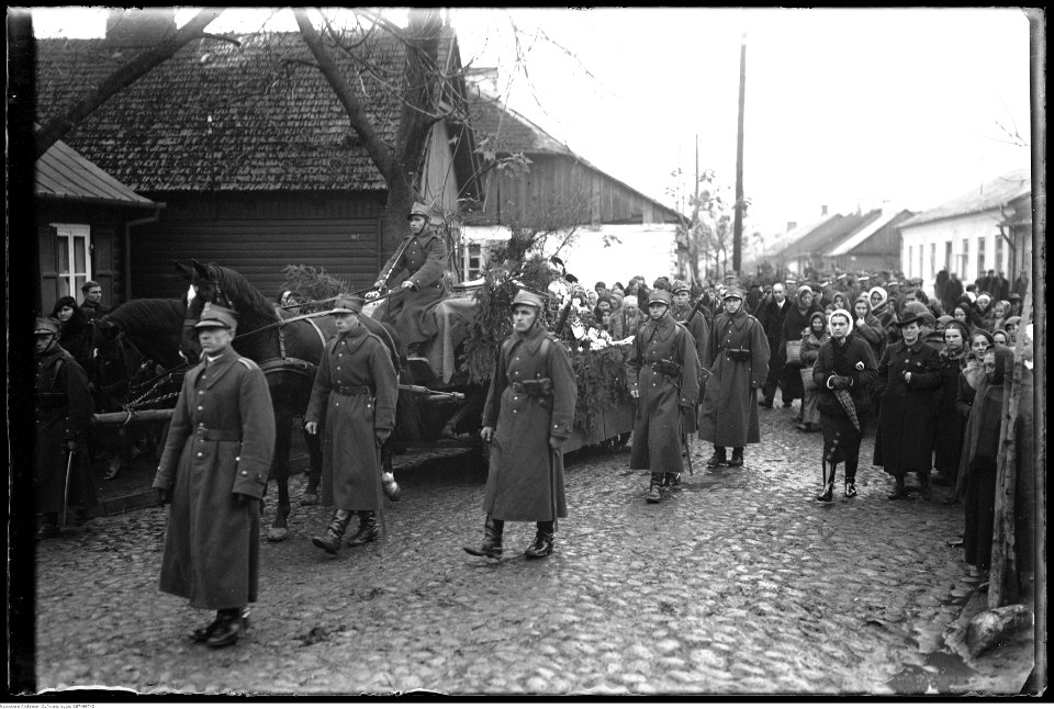 Narcyz Witczak-Witaczyński - Pogrzeb strzelca Sałasińskiego z 1 Pułku Strzelców Konnych (107-867-2)