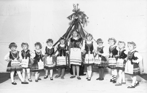 Narcyz Witczak-Witaczyński - Przedszkole Rodzin Wojskowych (107-487-5) (cropped)