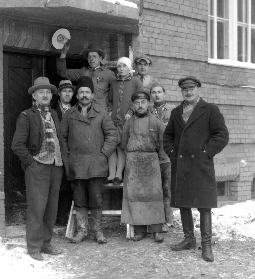 Narcyz Witczak-Witaczyński - Robotnicy (107-347) (cropped)