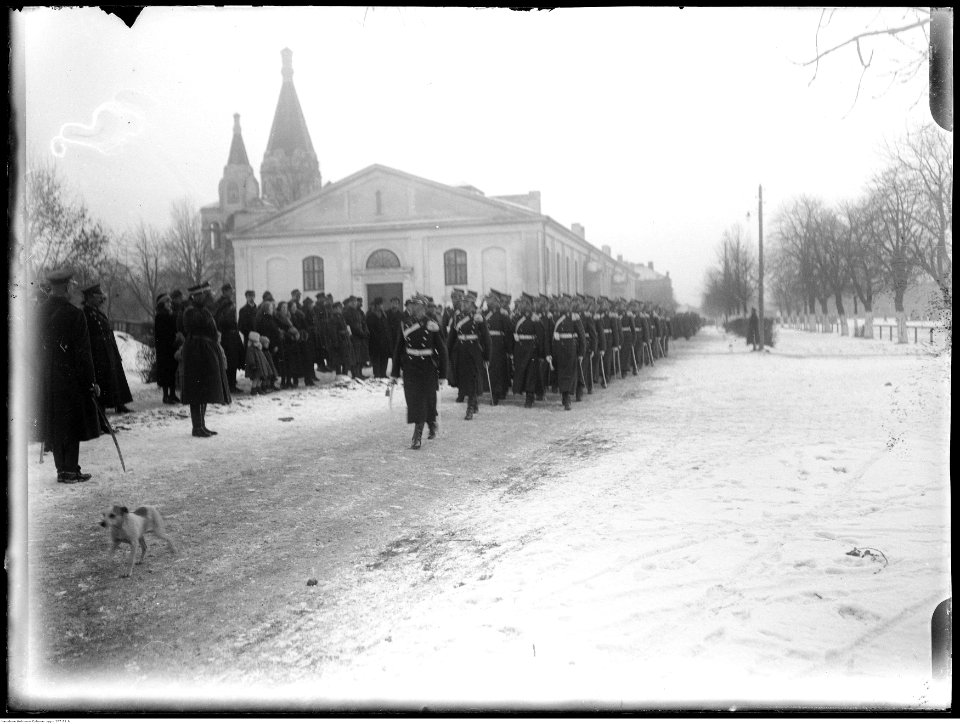 Narcyz Witczak-Witaczyński - Przysięga roczników 1904 na terenie koszar przy ulicy Huzarskiej w Warszawie (107-81-6)