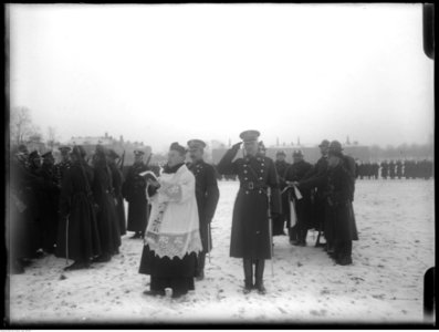 Narcyz Witczak-Witaczyński - Przysięga roczników 1904 na terenie koszar przy ulicy Huzarskiej w Warszawie (107-81-4)