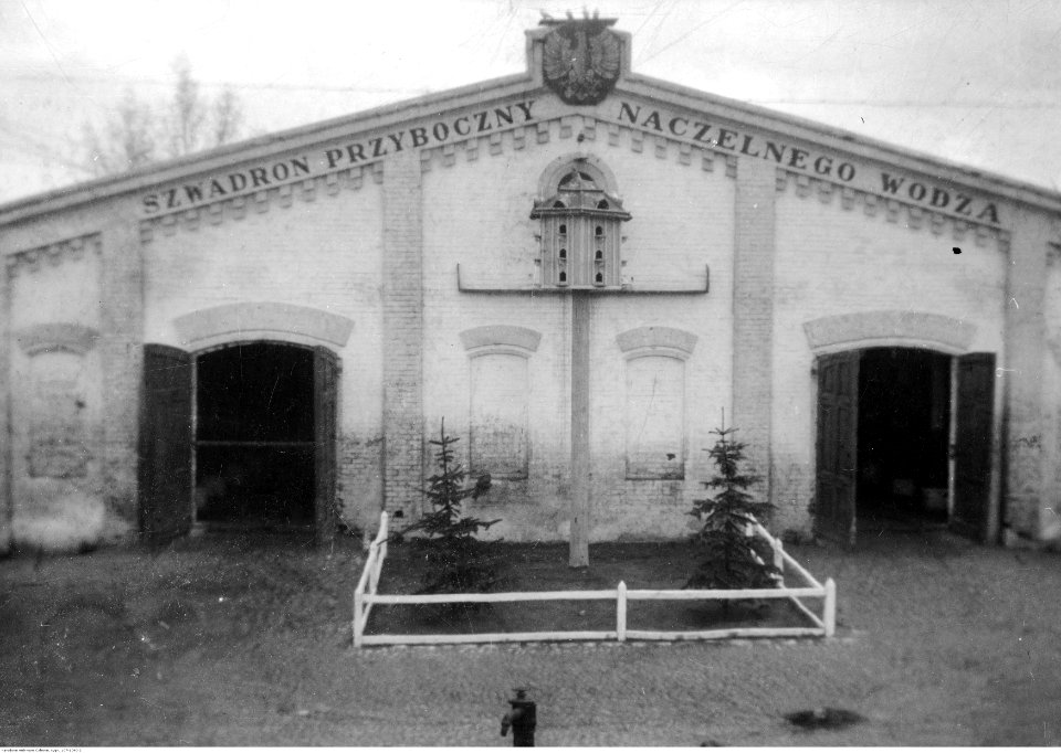 Narcyz Witczak-Witaczyński - Stajnia Szwadronu Przybocznego Prezydenta Rzeczypospolitej (107-1040-2)