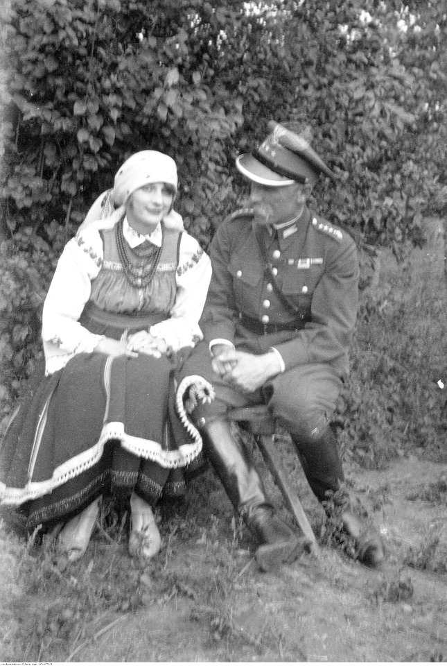 Narcyz Witczak-Witaczyński - Szwoleżerowie 1 Pułku Szwoleżerów na wsi na Ziemi Łowickiej (107-1075-15)