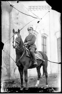 Narcyz Witczak-Witaczyński - Szwoleżerowie konno w koszarach 1 Pułku Szwoleżerów (107-1069-17)