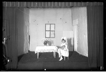 Narcyz Witczak-Witaczyński - Teatrzyk w przedszkolu Rodziny Wojskowej w Garwolinie (107-608-7)