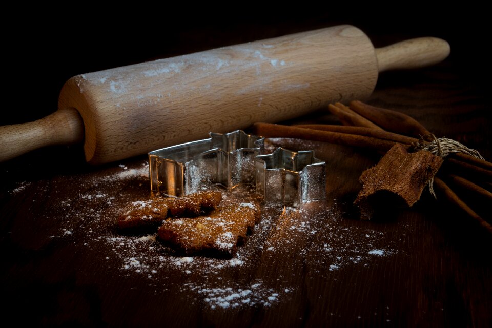 Flour cookie cinnamon stick