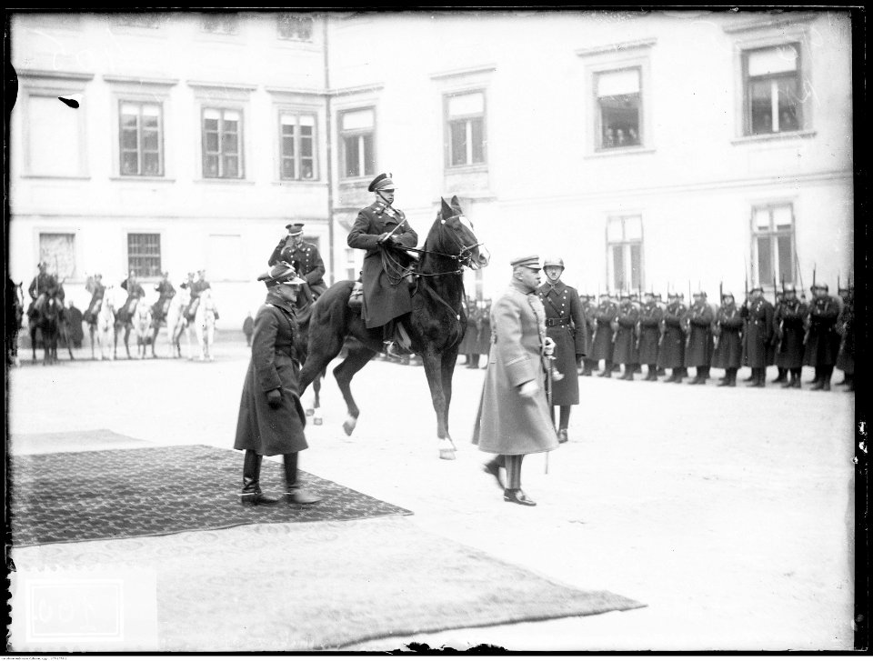 Narcyz Witczak-Witaczyński - Uroczystość na Zamku Królewskim w Warszawie (107-1078-1)