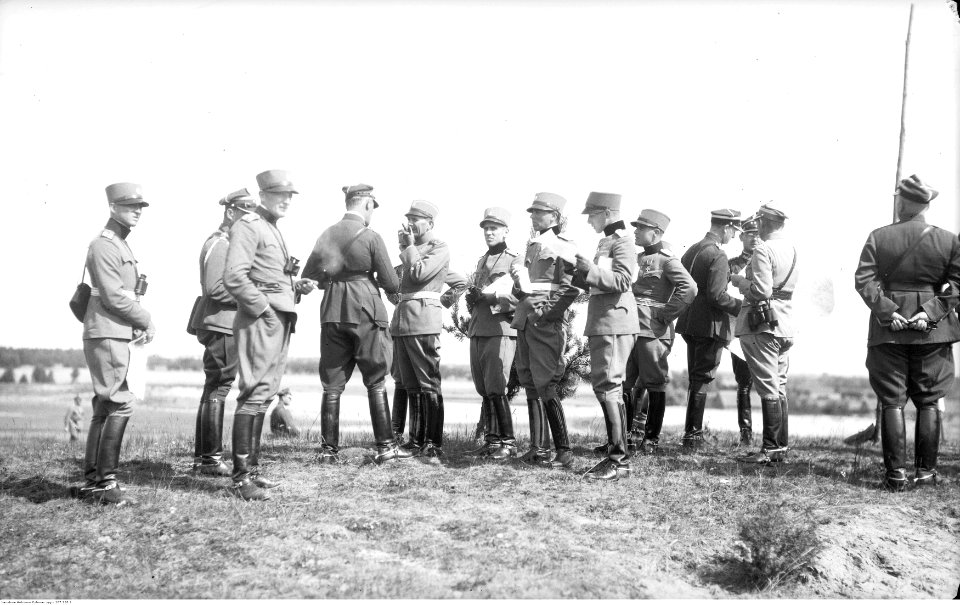 Narcyz Witczak-Witaczyński - Wizyta oficerów jugosławiańskich w Wojsku Polskim (107-263-2)