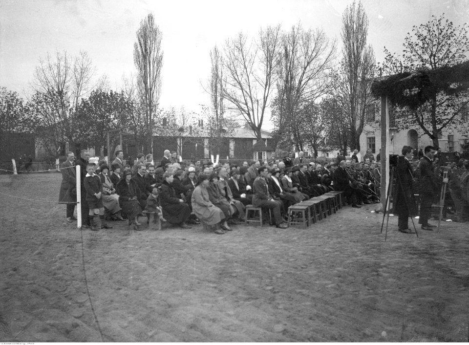 Narcyz Witczak-Witaczyński - Wręczanie chorągwi Oddziałowi Przybocznemu (107-61-6)