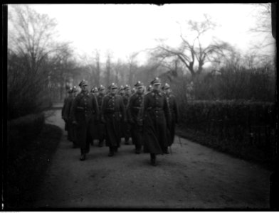 Narcyz Witczak-Witaczyński - Zmiana warty honorowej przy Belwederze z okazji rocznicy Powstania Listopadowego (107-41-4)
