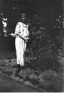 Narcyz Witczak-Witaczyński - Zofia Witczak-Witaczyńska, Narcyz Witczak-Witaczyński oraz nierozpoznane osoby (107-13-2)
