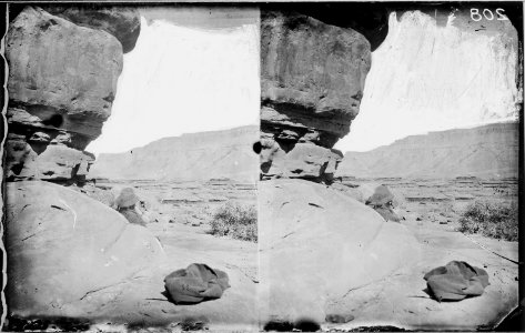 NEAR JUNCTION WITH GRAND CANYON OF THE COLORADO RIVER, WALLS 2500 FEET (PROJECTING ROCK), OR GRAND GULCH, ARIZONA - NARA - 523973 photo