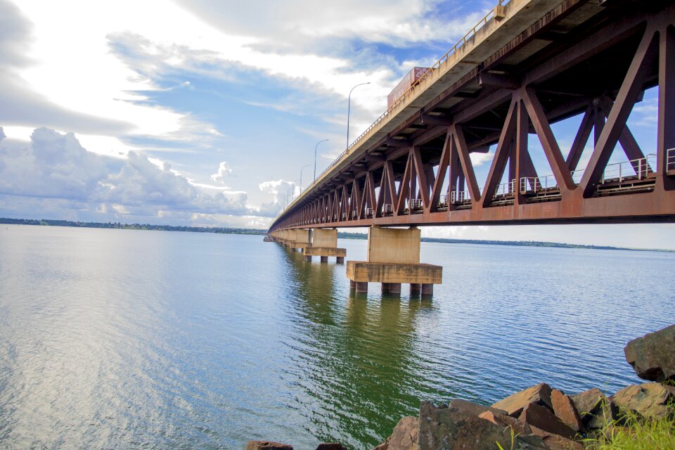 Outdoors trip bridge