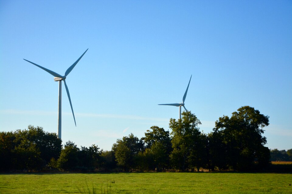 Renewable energy environment light
