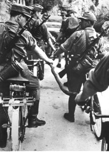 Niemiecki patrol rowerowy na froncie włoskim (2-2339)