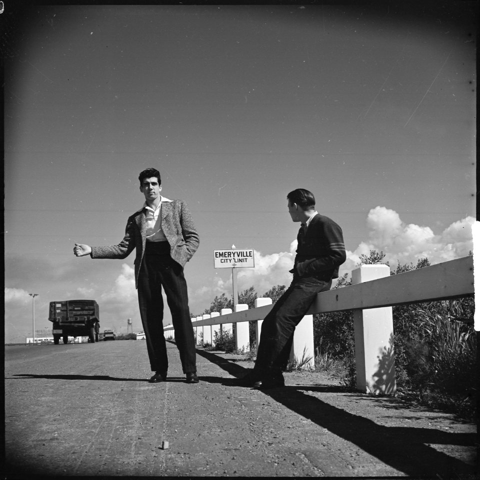 Oakland, California. Hitch-hiking. A professional job of thumbing- NARA - 532216