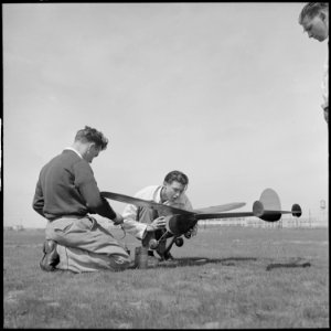 Oakland, California. High School Youth. Two boys with their model airplanes. Aviation to them is a romantic business.... - NARA - 532225