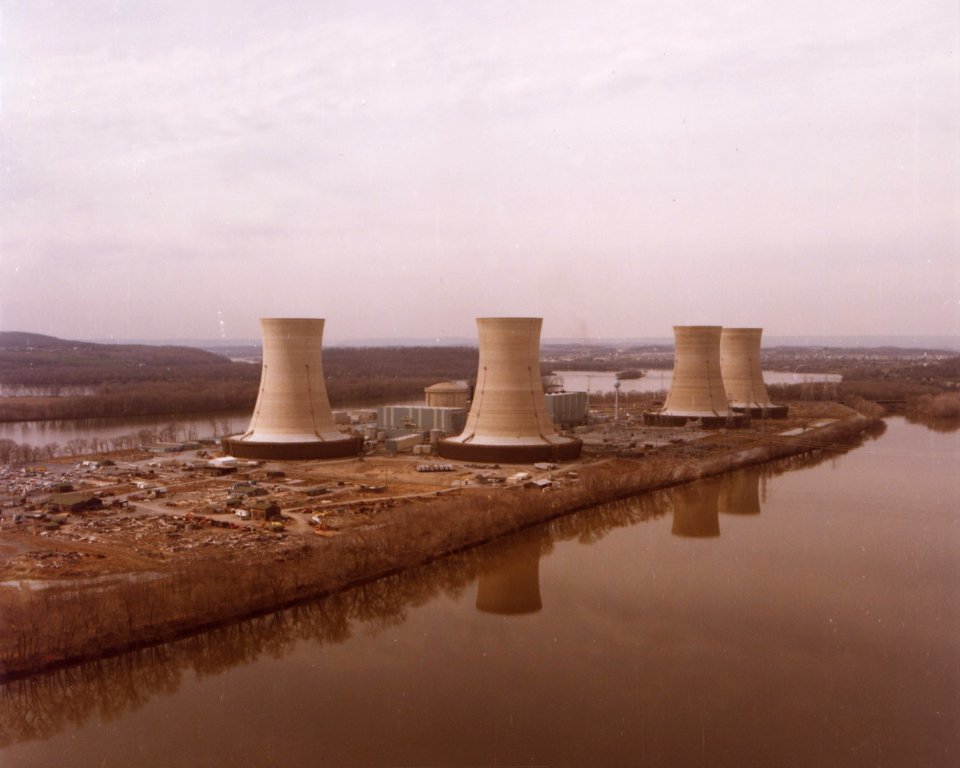 Oblique (view of) TMI (Three Mile Island). - NARA - 540025 (cropped)