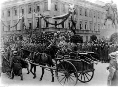 Obchody święta 11 listopada w Warszawie (22-258-2)