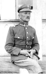 Oficerowie i żołnierze Wojska Polskiego (22-235-1)