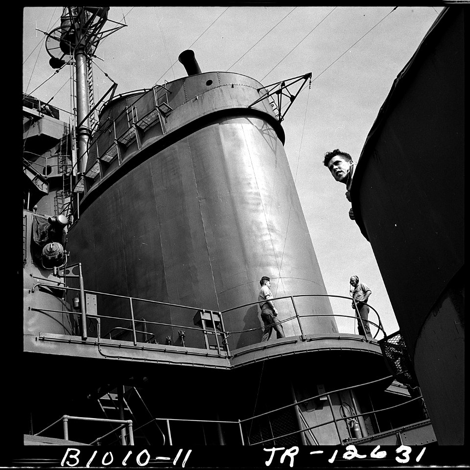 On board the USS New Jersey (BB-62) at sea. Forward stack - NARA - 520875