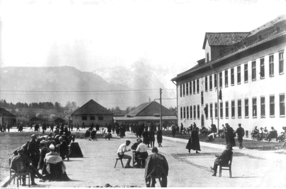Obóz dla jeńców wojennych w Murnau (2-138)