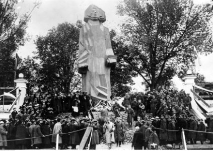 Odsłonięcie pomnika Adama Mickiewicza w Wilnie (22-326)
