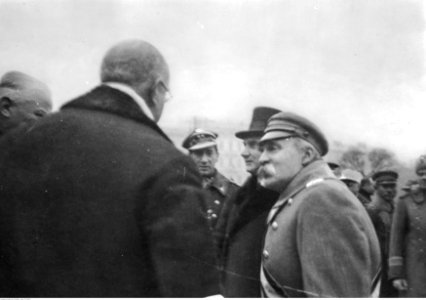Obchody święta 11 listopada w Warszawie (22-260-6)