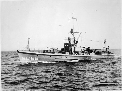 PC26, SC26. Submarine chaser. Port bow, underway, 1918 - NARA - 512965