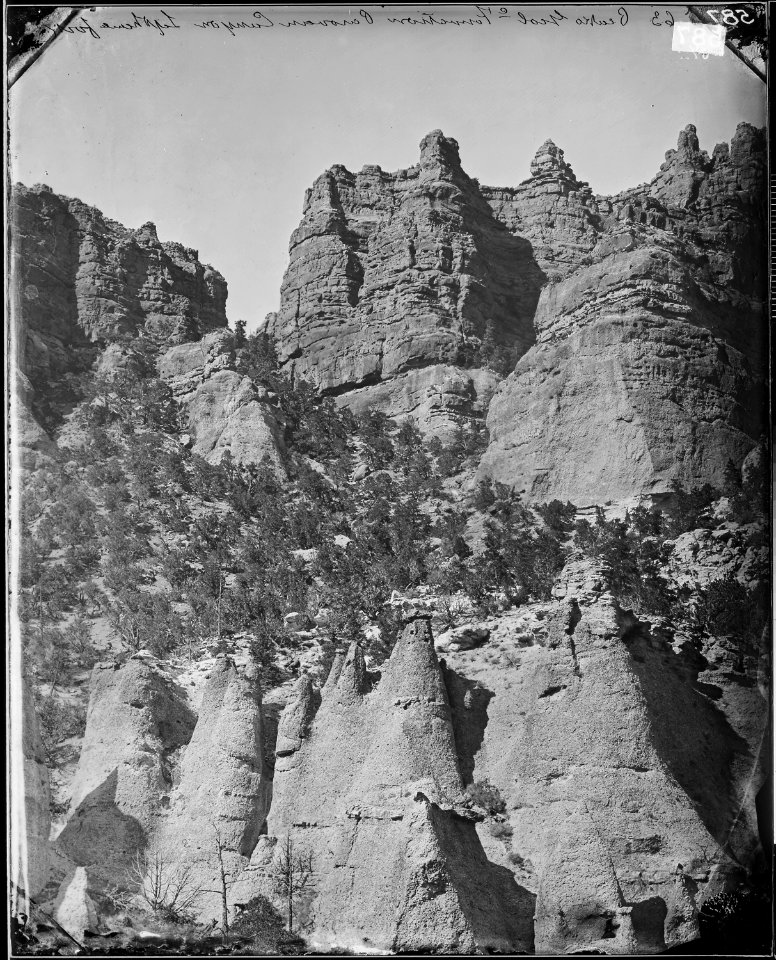 PEAKS, GEOLOGIC FORMATION PAROWAN OR PAROVAN CANYON, LEFTHAND FORK, UTAH - NARA - 524355