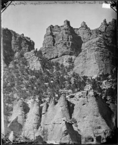 PEAKS, GEOLOGIC FORMATION PAROWAN OR PAROVAN CANYON, LEFTHAND FORK, UTAH - NARA - 524355