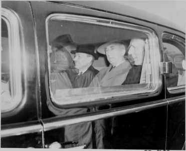 Photograph of British Prime Minister Clement Attlee, Secretary of State James Byrnes, and British Ambassador Lord... - NARA - 199246