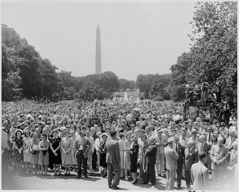 Photograph of crowd on the south lawn of the White House on the occasion of Fred M. Vinson's swearing in as Chief... - NARA - 199372