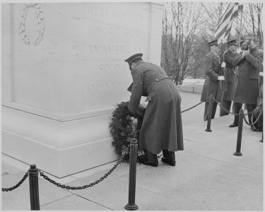Photograph of Field Marshal Harold Alexander laying a wreath at the Tomb of the Unknown Soldier in Arlington National... - NARA - 199508 photo
