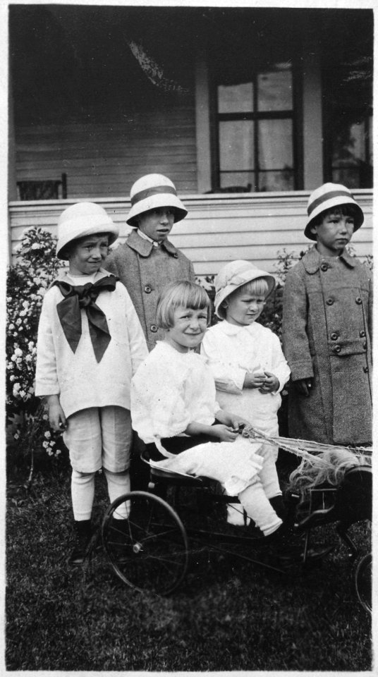 Photograph of Gerald R. Ford, Jr., with his Cousins Gardner and Adele James and Two Unidentified Girls - NARA - 186921