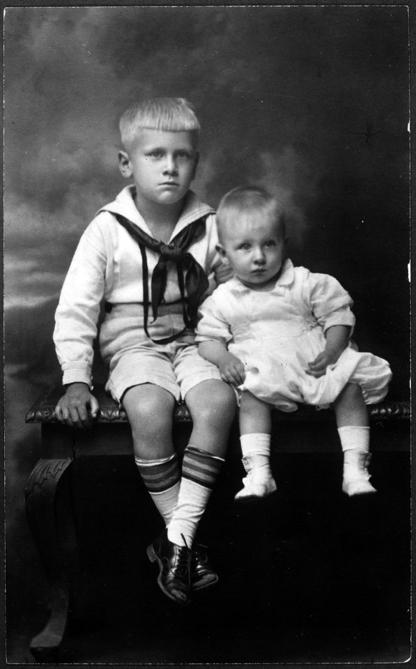 Photograph of Gerald R. Ford, Jr., and his Half-Brother Thomas G. Ford Posing for a Family Portrait - NARA - 186913