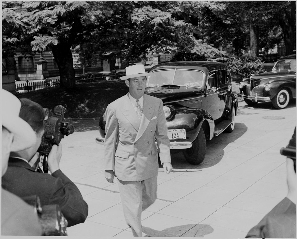 Photograph of Postmaster General Robert Hannegan, evidently arriving at the White House for a Cabinet meeting. - NARA - 199143