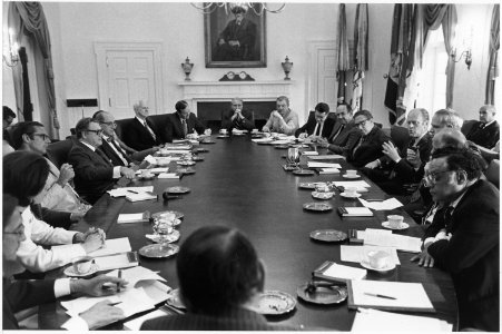 Photograph of President Gerald R. Ford Presiding Over an Afternoon Cabinet Meeting in the Cabinet Room - NARA - 186811 photo