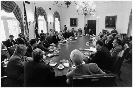 Photograph of President Gerald R. Ford Presiding Over an Afternoon Cabinet Meeting in the Cabinet Room - NARA - 186810