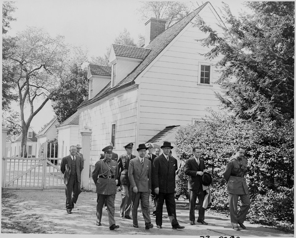 Photograph of President Juan Antonio Rios of Chile and others, evidently touring the grounds at Mount Vernon. - NARA - 199236